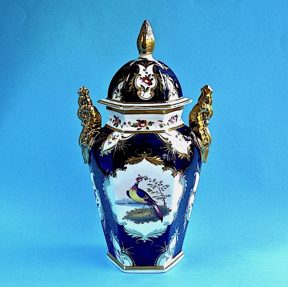 Item No. 1795 – Chamberlain Worcester vase