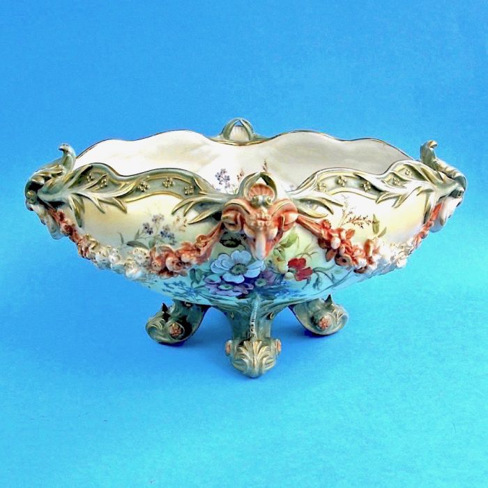 Item No. 2111 – Royal Worcester bowl