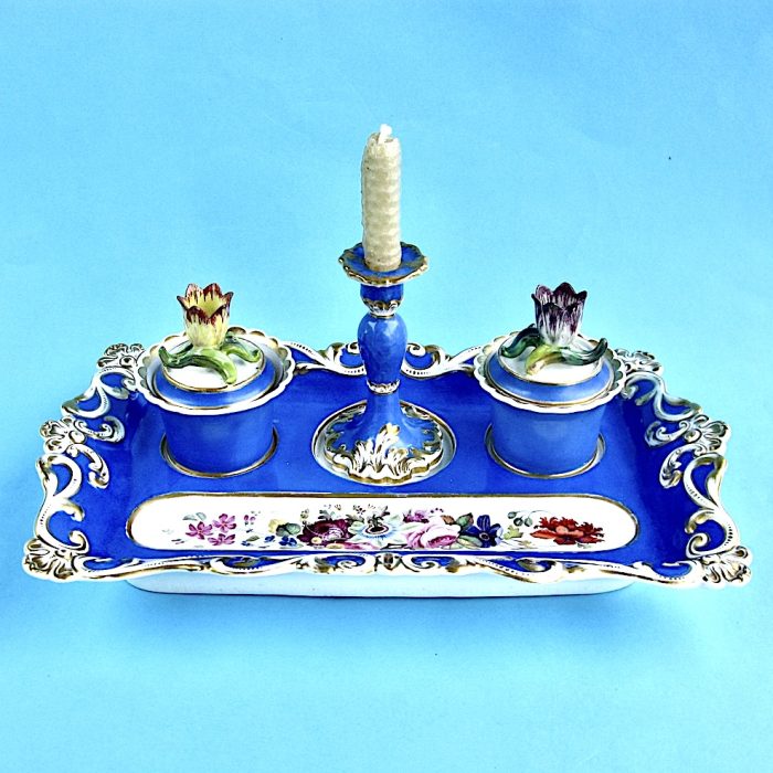 Item No – 2020 – Chamberlain Worcester inkstand